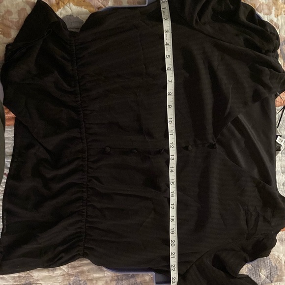 Nine West Peplum Top (NWOT) - Picture 11 of 11